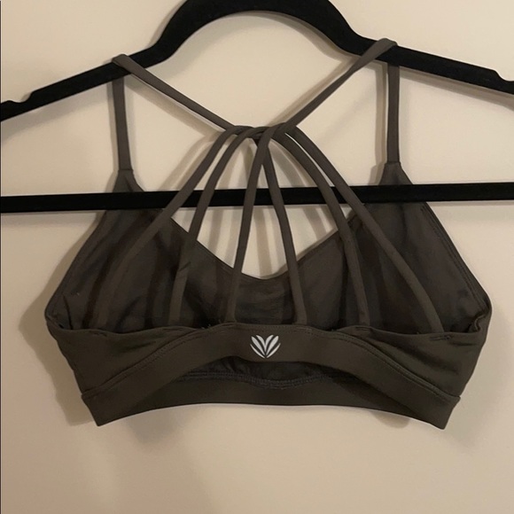 army green sports bra - Picture 2 of 2